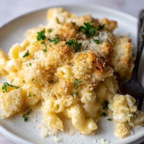 Homemade Mac and Cheese Sourdough Skillet: creamy pasta under crispy, buttery breadcrumbs.